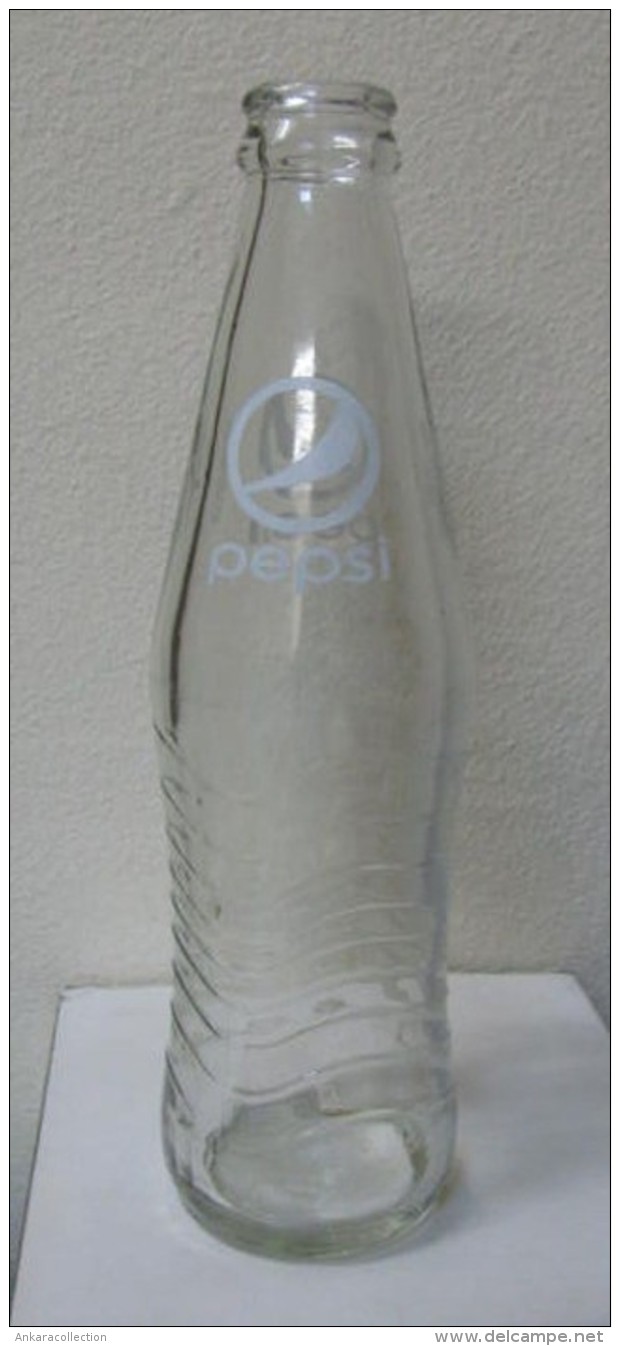 AC - PEPSI COLA OLD GLASS EMPTY BOTTLE FROM TURKEY - Limonade