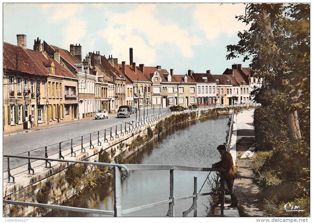 59-BERGUES- LA RUE DU PORT - Bergues