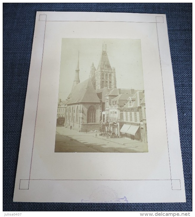 L'AIGLE (61) Photographie Contrecollée Sur Carton Place Commerces Eglise XIXè Siècle - L'Aigle