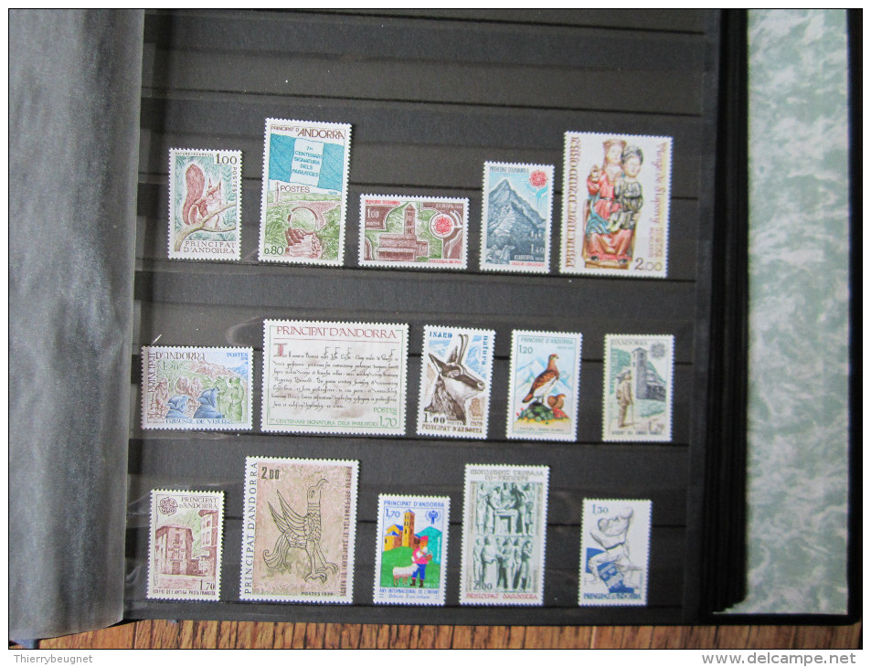 VEND BELLE COLLECTION TIMBRES D ´ ANDORRE FRANCAIS , ANNEES 1978 - 1986 COMPLETES , NEUFS SANS CHARNIERE !!!! - Collections