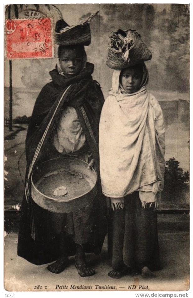 TUNISIE - Petits Mendiants Tunisien - Belle Carte Postée - Tunisia