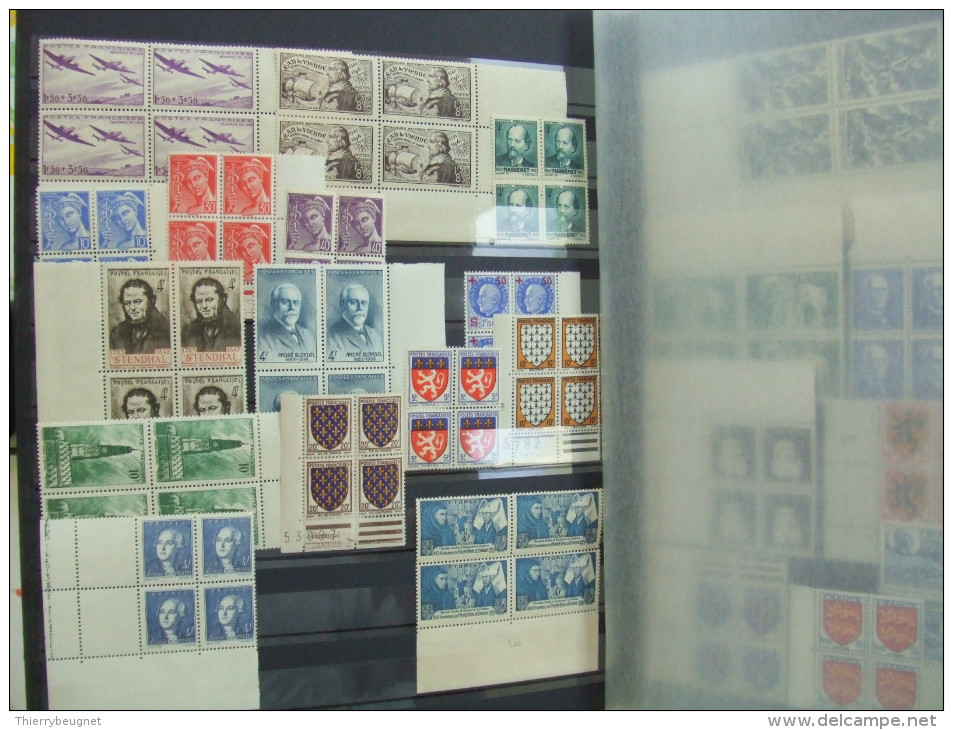 VEND SUPERBE COLLECTIONS DE TIMBRES EN BLOCS DE 4 OU 6, NEUFS LUXES, 1924-1957, COTE IMPORTANTE, BONNES VALEURS !!! - Collections