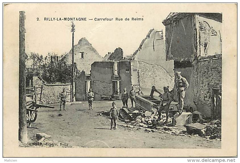 - Depts Div.-ref-HH986- Marne - Rilly La Montagne - Carrefour Rue De Reims - Guerre 1914-18 - Militaires - Militaria - - Rilly-la-Montagne