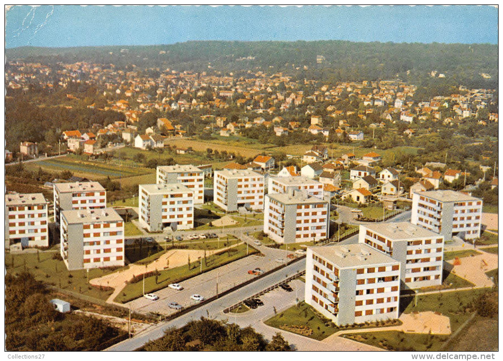 95-SAINT-LEU-LA-FORËT-  VUE DU CIEL , LES TOURS BLANCHES - Saint Leu La Foret