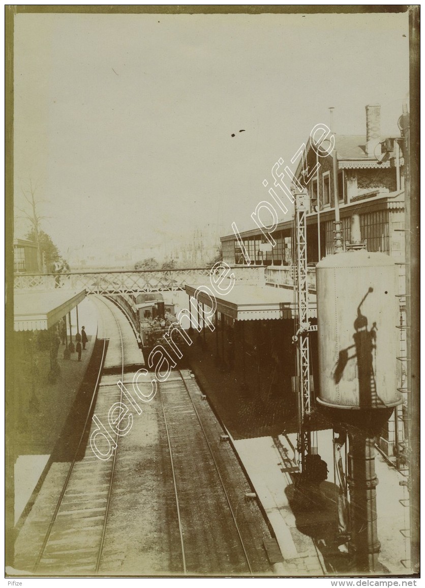 La Gare De Nogent - Vincennes. Train. 1900. - Trains