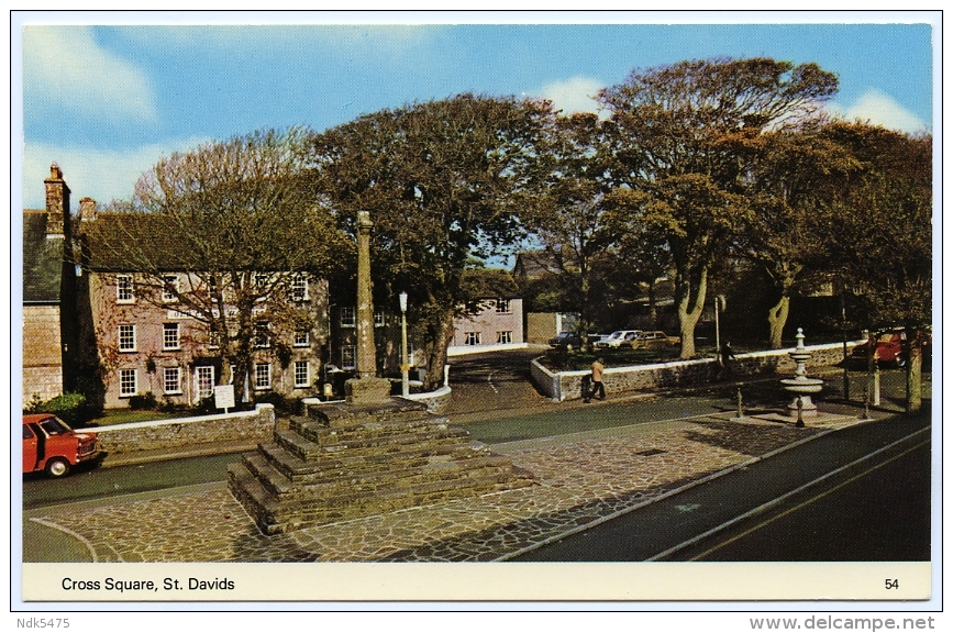 ST DAVIDS : CROSS SQUARE - Pembrokeshire