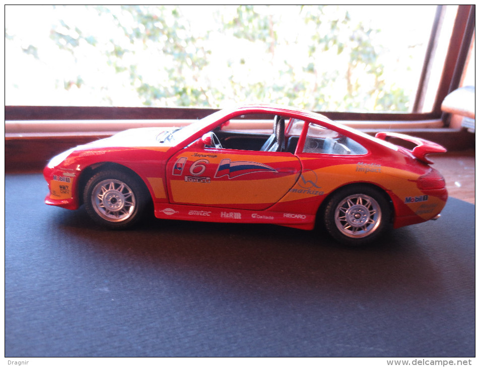 Porsche 911 Carrera - Burago - 1/24 - 1997 - BE - - Burago