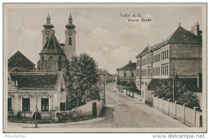 AT TULLN / Wienerstrasse / - Tulln