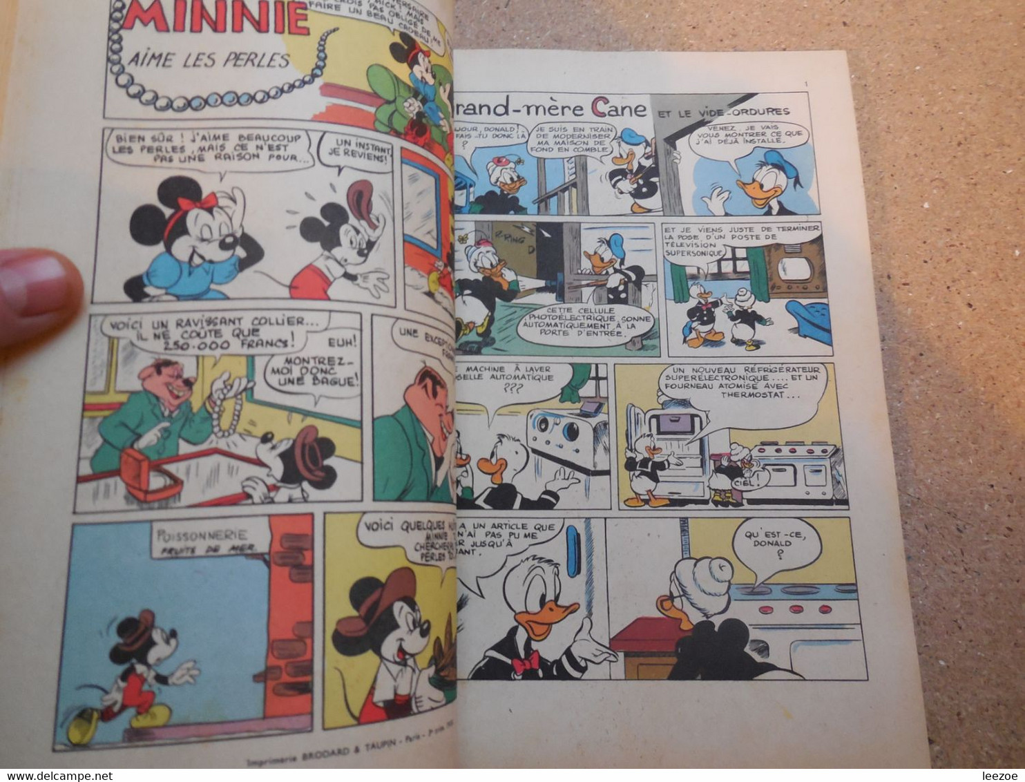 DISNEY, les belles histoires de Donald avec pinocchio et l'île au trésor..RARE