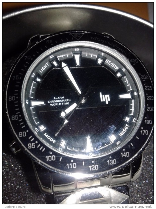VINTAGE : MONTRE LIP ALARM CHRONOGRAPH WORLD TIME TACHYMETRE  NEUVE - Horloge: Modern