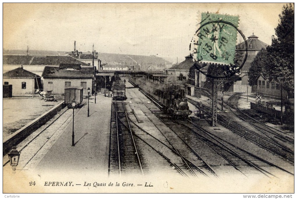 51 - ÉPERNAY - Les Quais De La Gare - LL N° 24 - Train - Epernay