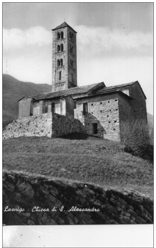 CARTOLINA DI   LASNIGO -COMO- CHIESA DI S. ALESSANDRO ANNI 0 VIAGGIATA  1959 - Como