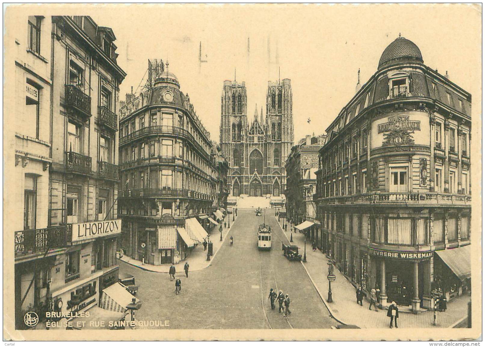 CPM - BRUXELLES - Eglise Et Rue Sainte Gudule - Lanen, Boulevards