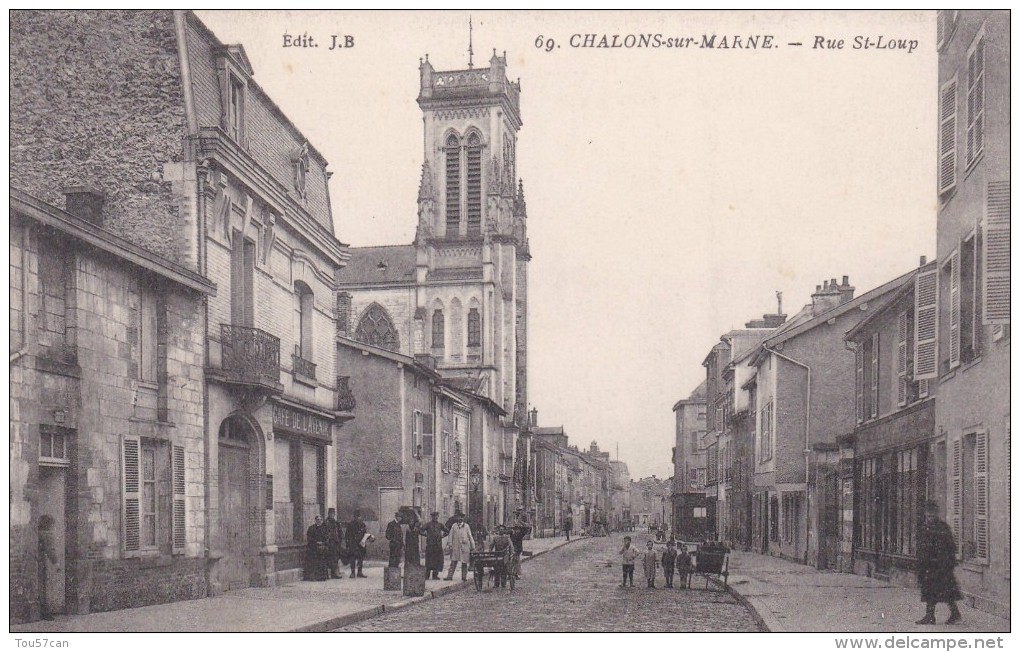 CHÂLONS SUR MARNE - MARNE  -  (51)  - CPA ANIMEE. - Châlons-sur-Marne