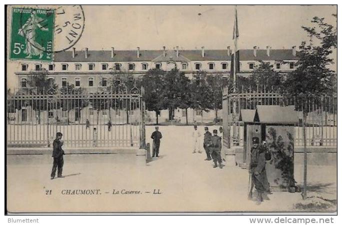 CPA Haute Marne Circulé CHAUMONT Caserne Infanterie - Bourbonne Les Bains