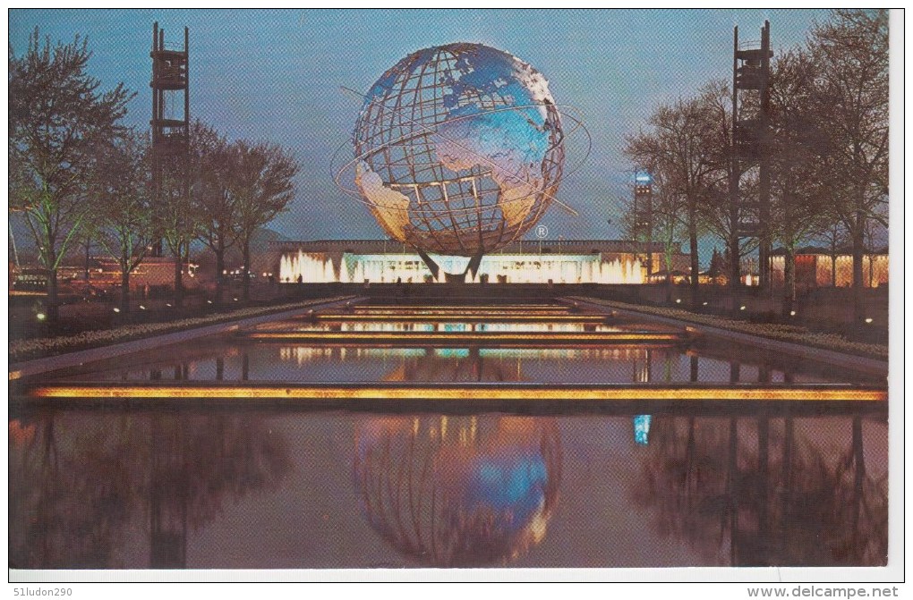 CPSM New York World's Fair 1964-1965 Unisphere - Night Scene - Exhibitions