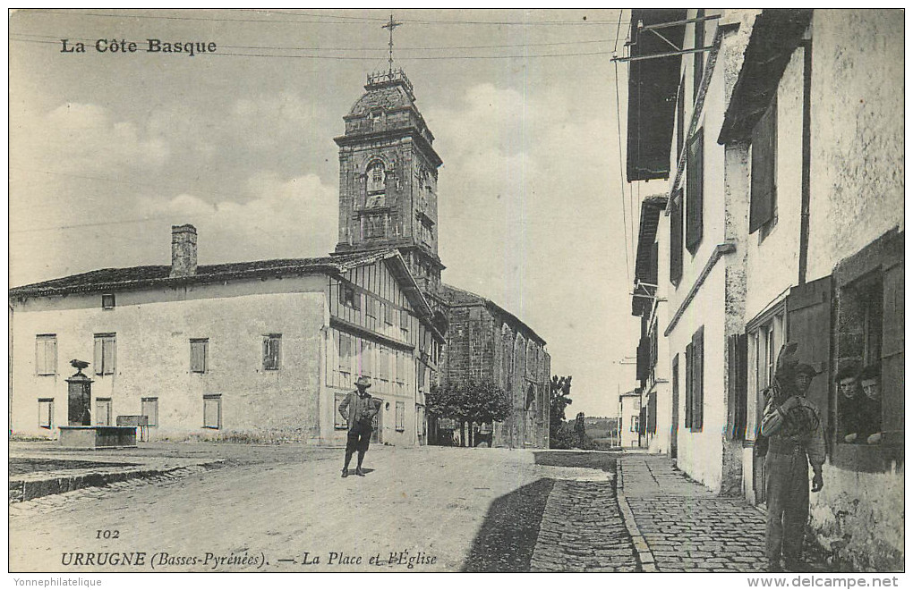 64 - PYRENEES ATLANTIQUES - Urrugne - Place - Eglise - Urrugne