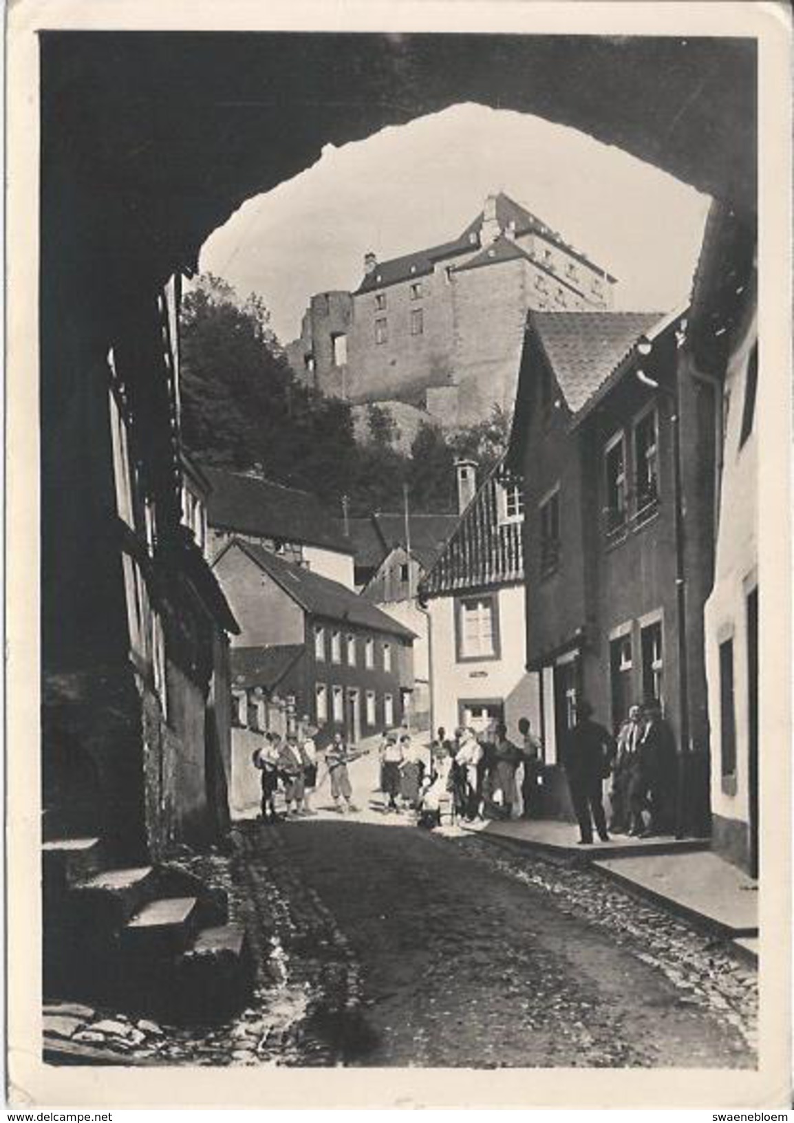 DE.- Jugendburg Blankenheim-Eifel. Jugendherbergen Sind Brücken Zum Gesundbrunnen Natur..  2 Scans. - Euskirchen