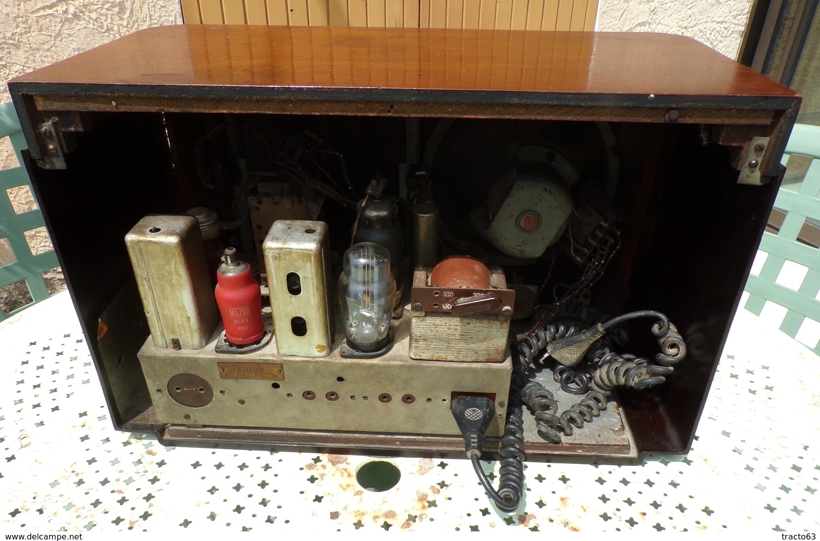 ANCIEN POSTE RADIO A LAMPE , PERIODE ANNEE 1930 , ETAT DE GRENIER . ETAT VOIR PHOTO .  POUR TOUT RENSEIGNEMENT ME CONTAC - Appareils