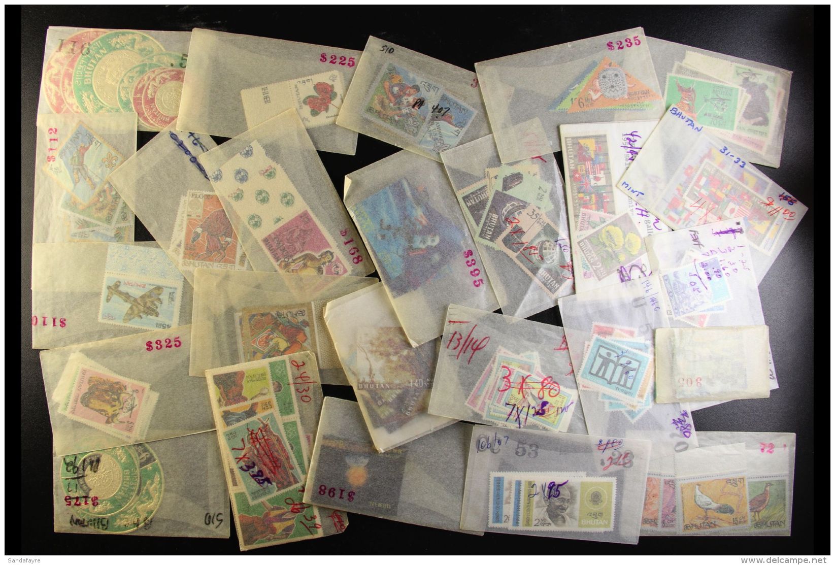 BHUTAN 1960's / 1970's Never Hinged Mint Complete Sets Incl 3-D &amp; Embossed (approx 180 Stamps) For More... - Altri & Non Classificati