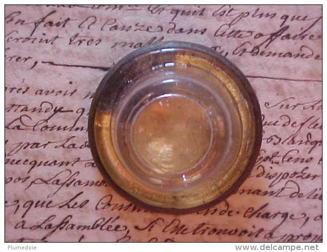 ANCIEN ENCRIER En Verre Soufflé COUVERCLE METAL Pour PUPITRE ECOLE , OLD INK BOTTLE   Prix Fixe - Encriers