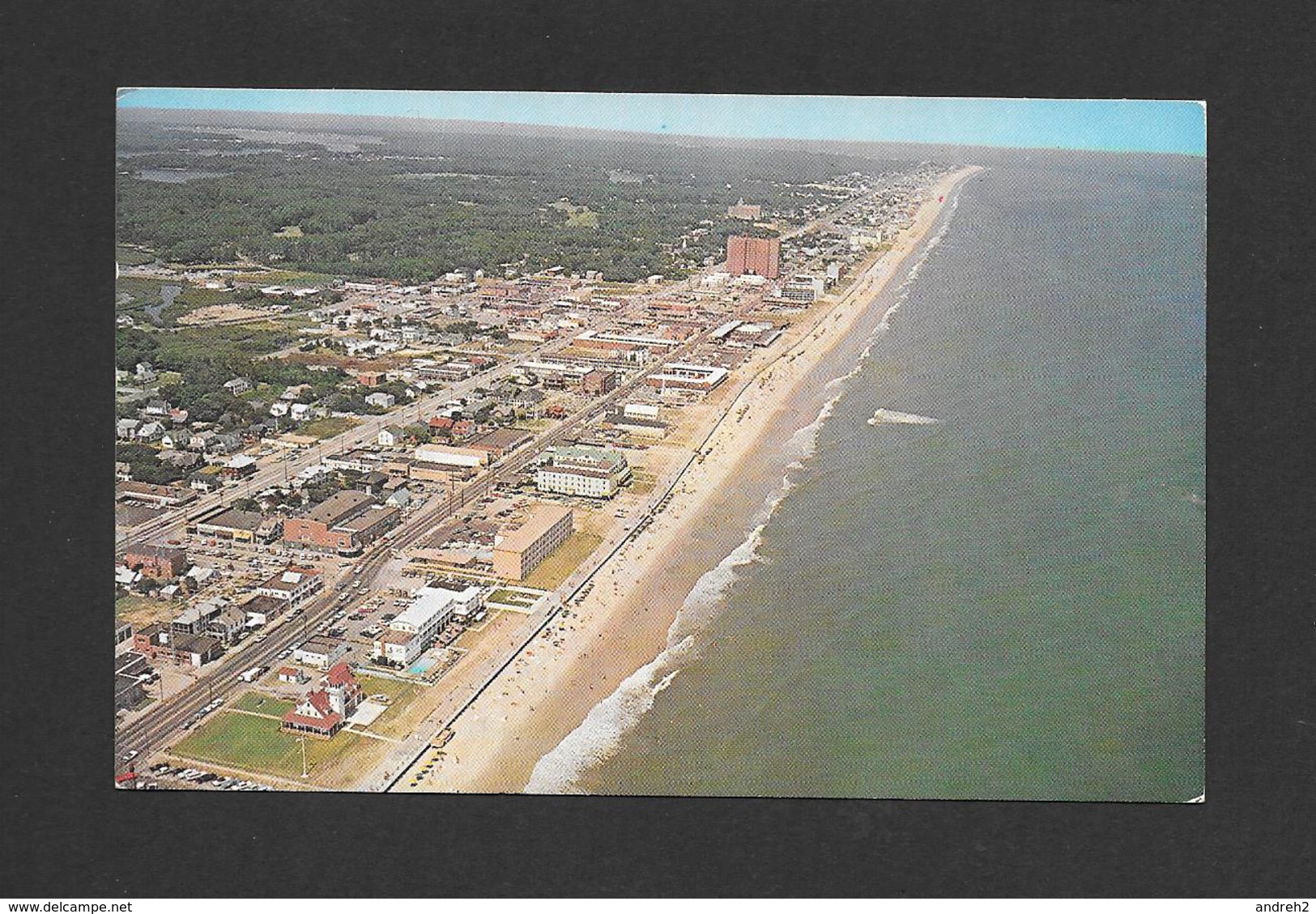 VIRGINIA BEACH - VIRGINIA - AERIAL VIEW OF THIS FAMOUS BEACH - BACKGROUND ARE THE HOTEL AND MOTEL - Virginia Beach