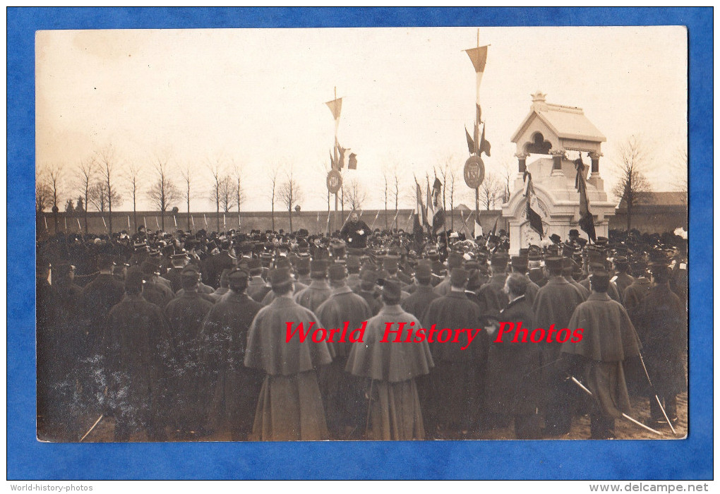 CPA Photo - ORLEANS - Cérémonie à Identifier Au Cimetiére Du Souvenir Français - Discours D'un Notable - TOP - Orleans