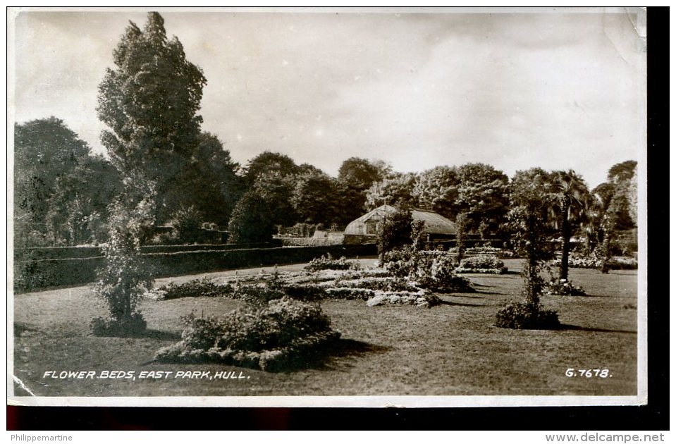 Hull : Flower Beds, East Park - Hull