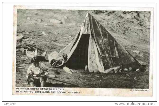 CPA GROENLAND HABITANT DU GROENLAND EST DEVANT SA TENTE OSTGRONLAENDER UDERFOR SIT TELT - Greenland