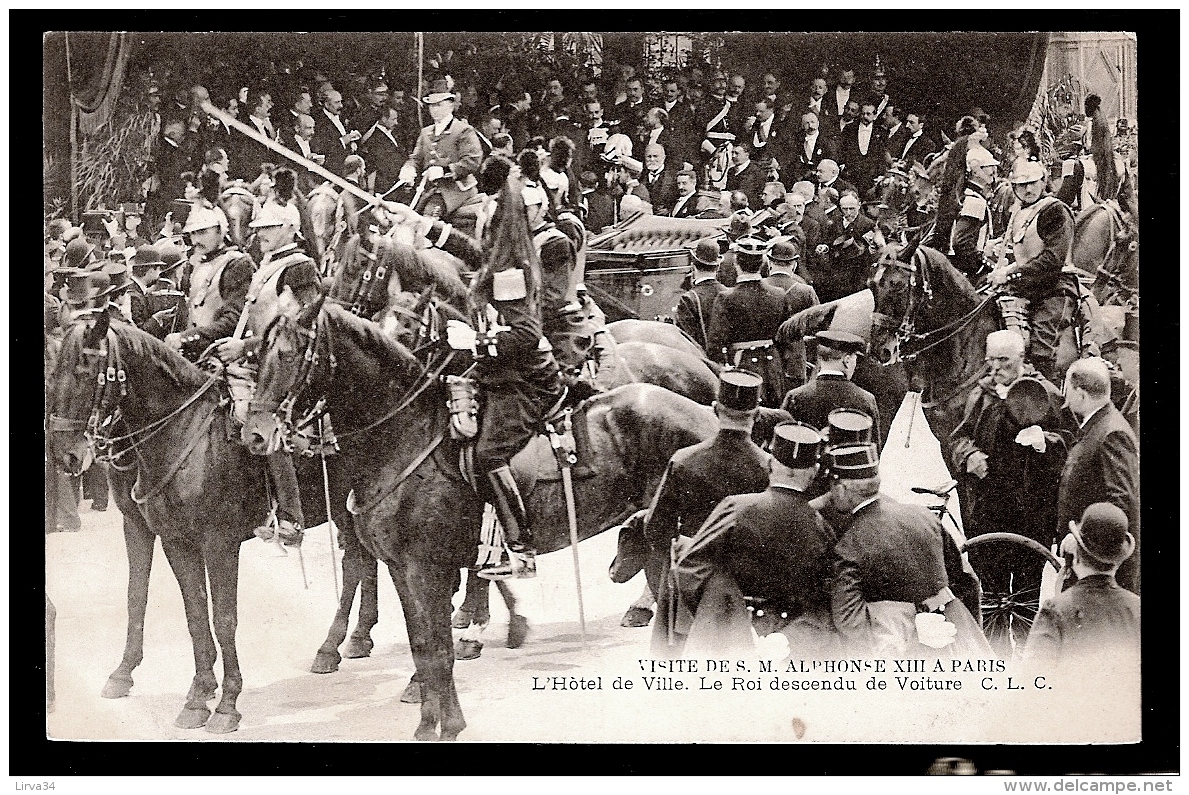 CPA ANCIENNE- FRANCE- RECEPTION D'ALPHONSE XIII A PARIS- L'HOTEL DE VILLE- LE ROI DESCENDU DE LA VOITURE- CAVALIERS - - Ricevimenti