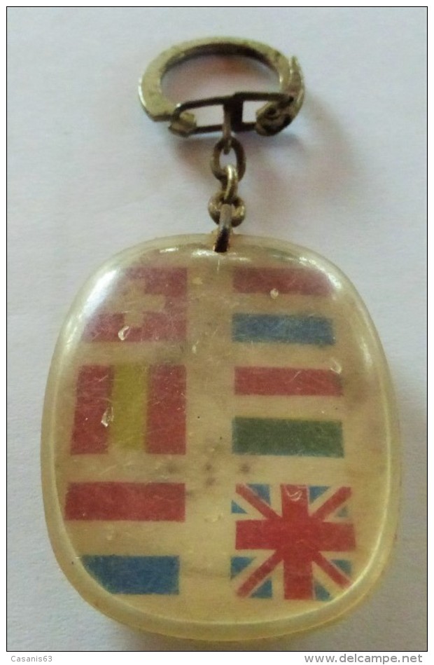 Porte  Clefs    EUROPE JOUETS - 74 Rue De Rome - MARSEILLE - Key-rings