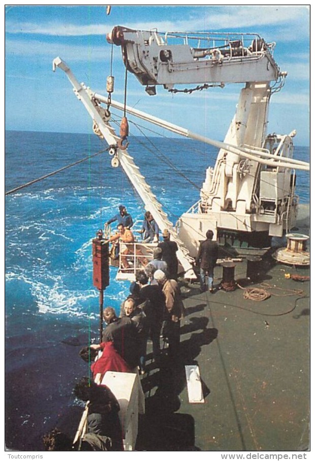 TC-K-16-086 : FORGE EN MER OPERATION DE CAROTTAGE A BORD DU MARION DUFRESNE  TERRES AUSTALES ET ANTARTIQUES - TAAF : Territorios Australes Franceses