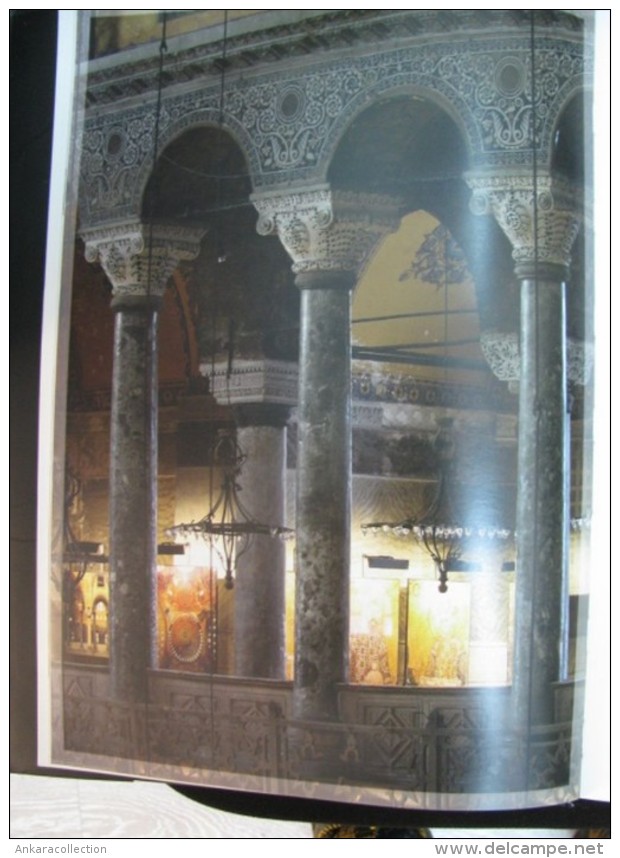 AC - BOOK - MYTHS OF HAGIA SOPHIA AYA SOFYA BY FERHAT ASLAN