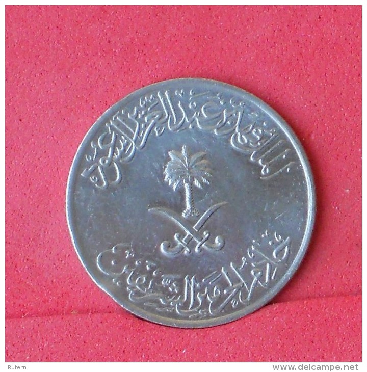 SAUDI ARABIA  50 HALALA 1987 -    KM# 64 - (Nº15404) - Saudi Arabia