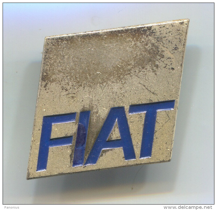 FIAT  - Car Auto Automotive, Truck, Lkw, Vehicle, Vintage Pin, Badge, D 30 X 25 Mm - Fiat