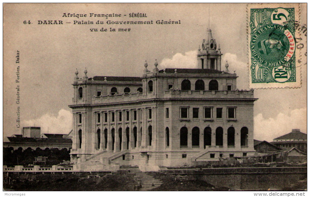 Sénégal - DAKAR - Palais Du Gouvernement Général Vu De La Mer - Comores