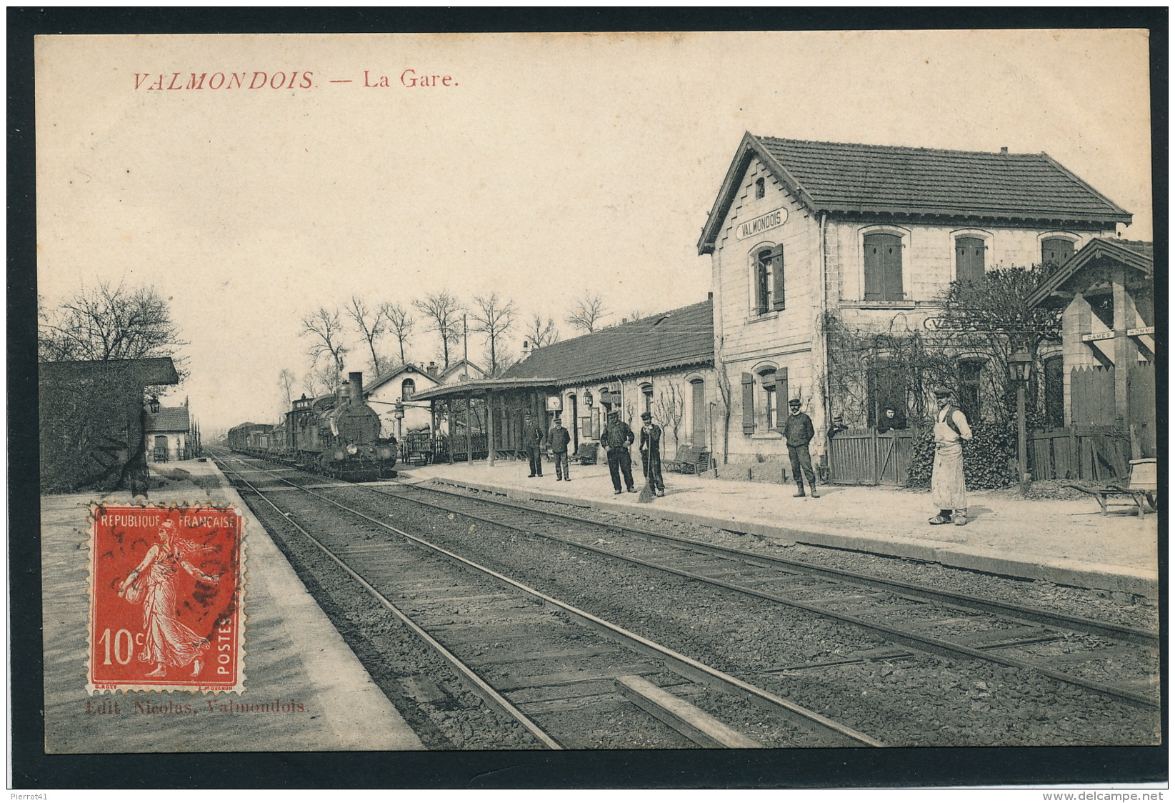 VALMONDOIS - La Gare (animation Avec Train) - Valmondois