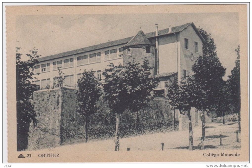 Orthez.  Collège Moncade. - Orthez