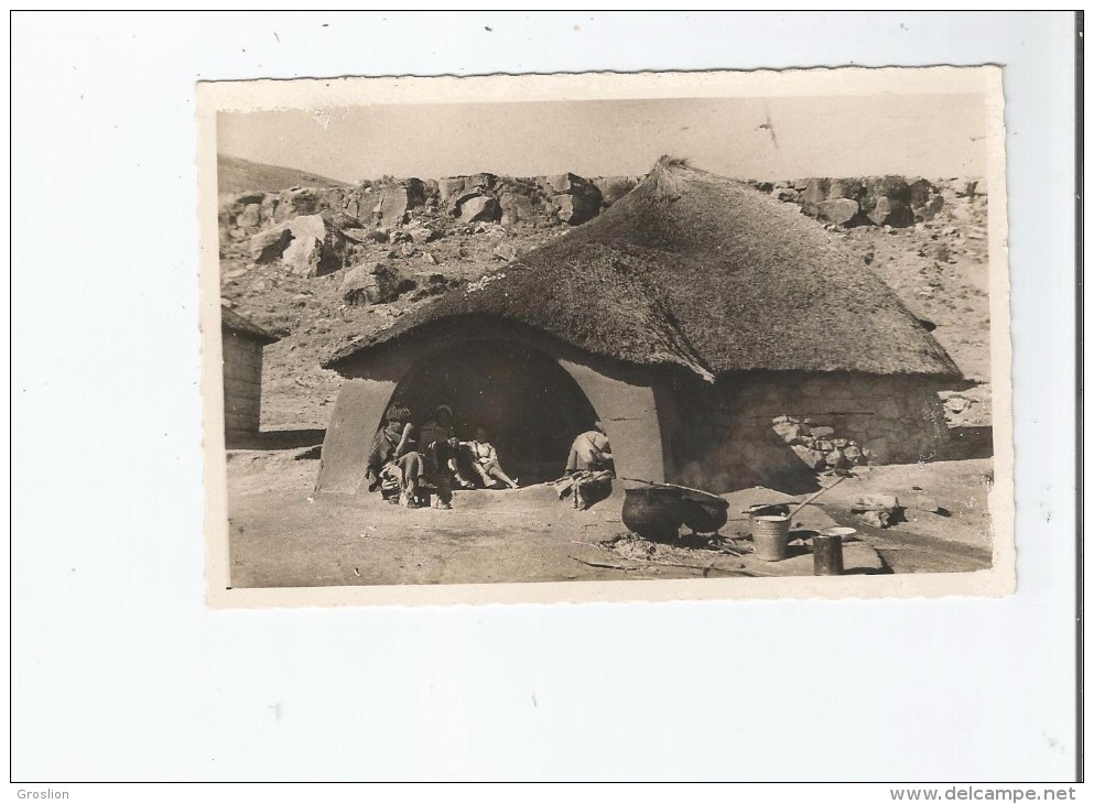 A NATIVE DWELLING BASUTOLAND (LESOTHO) - Lesotho