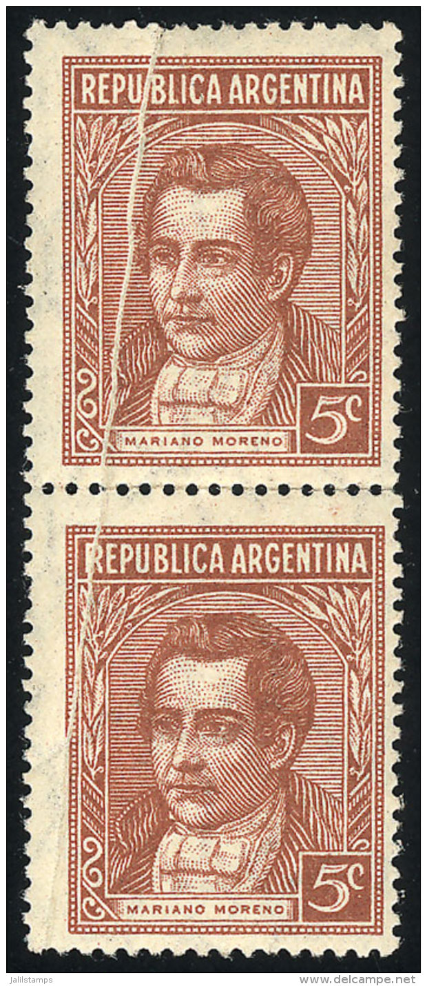 GJ.744, 5c. Moreno, Pair, Both With PAPER FOLD, VF Quality! - Autres & Non Classés