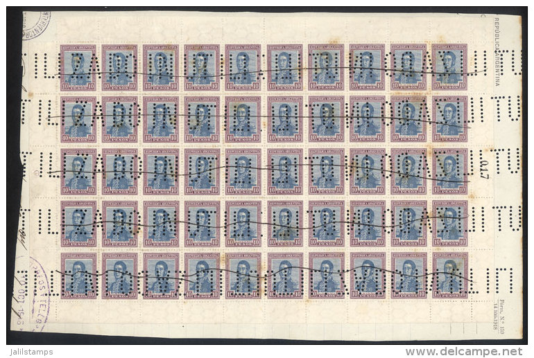 GJ.454O, 1917 10P. San Martín With Horizontal Honeycomb Wmk, Complete Sheet Of 50 Examples Glued To A... - Autres & Non Classés