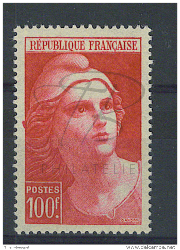 VEND BEAU TIMBRE DE FRANCE N°733 , TACHE DANS LA MARGE GAUCHE , NEUF !!!! - 1945-54 Marianne Of Gandon