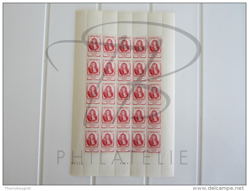 VEND BEAUX TIMBRES DE FRANCE N°779 , EN FEUILLE ENTIERE , XX !!!! - Feuilles Complètes