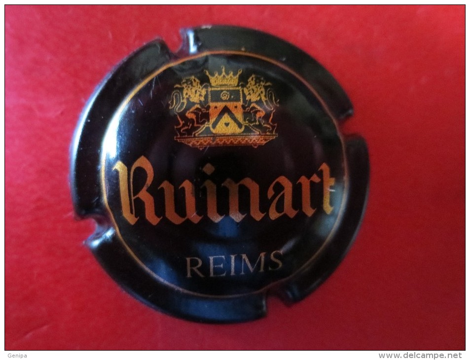 RUINART. . Noir Et Or. Ecusson Fin - Ruinart Ruinart Reims