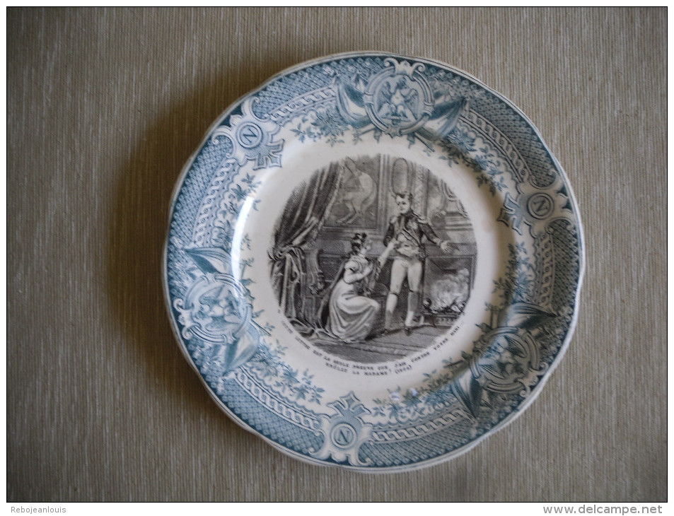 1 ASSIETTE VERTE SERIE NAPOLEON DIGOIN SARREGUEMINES - Digoin (FRA)