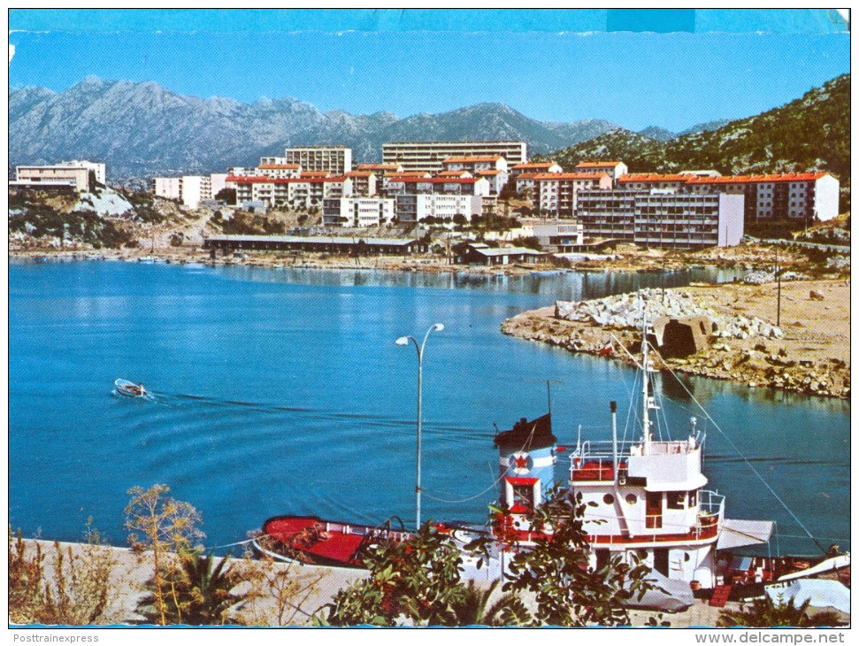 EX.YU. Croatia. Ploce. The Harbour And The Tugbout. - Tugboats