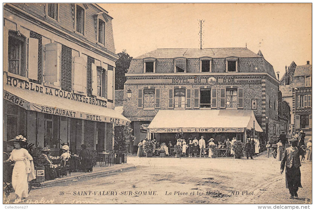 80-SAINT-VALERY-SUR-SOMME - LA PLACE ET LES HÖTELS - Saint Valery Sur Somme