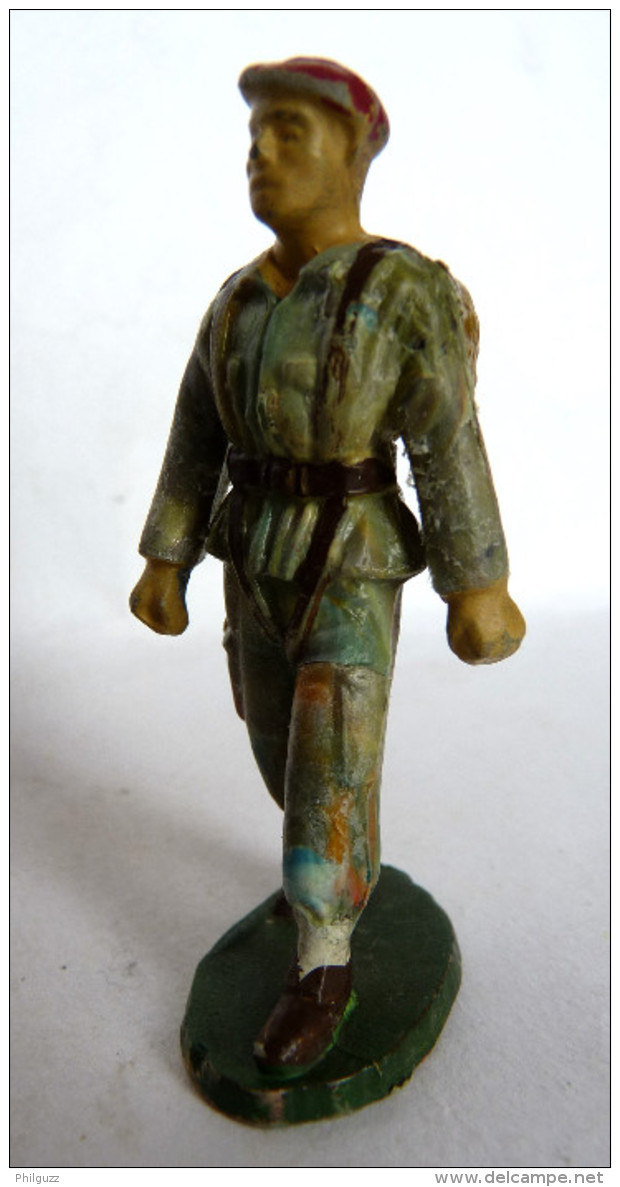 SOLDAT FIGURINE FIG STARLUX 63 PARACHUTISTE Avec Parachute Sur Le Dos Sr Mc 1955 - Starlux