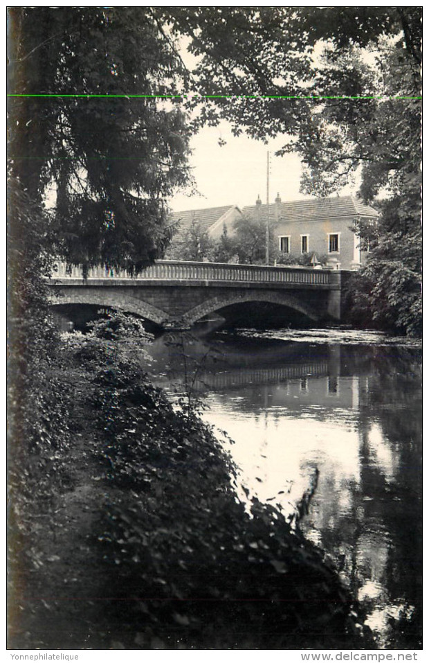 10 - MUSSY Sur SEINE - Pont Sur La Seine - Mussy-sur-Seine