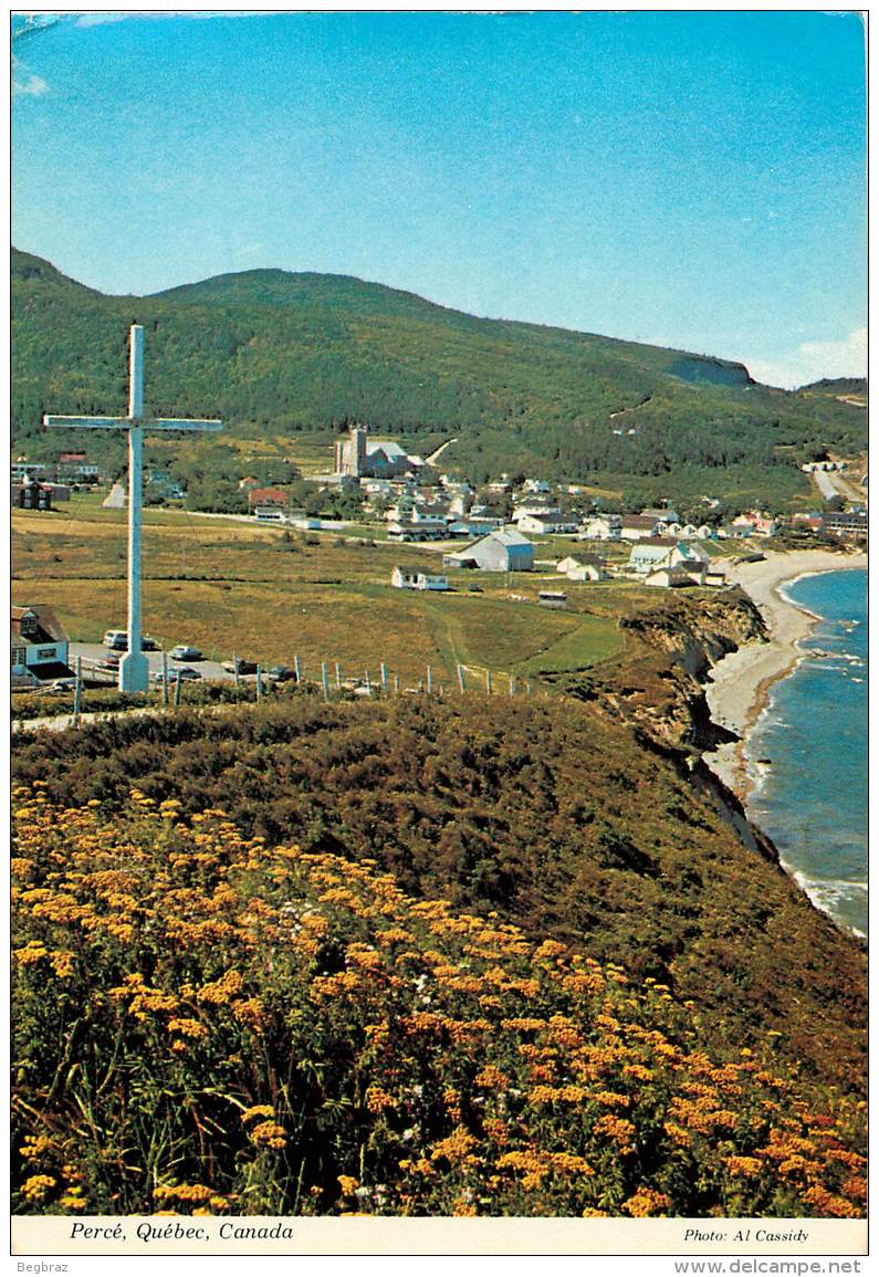 PERCE   QUEBEC    CROIX - Percé